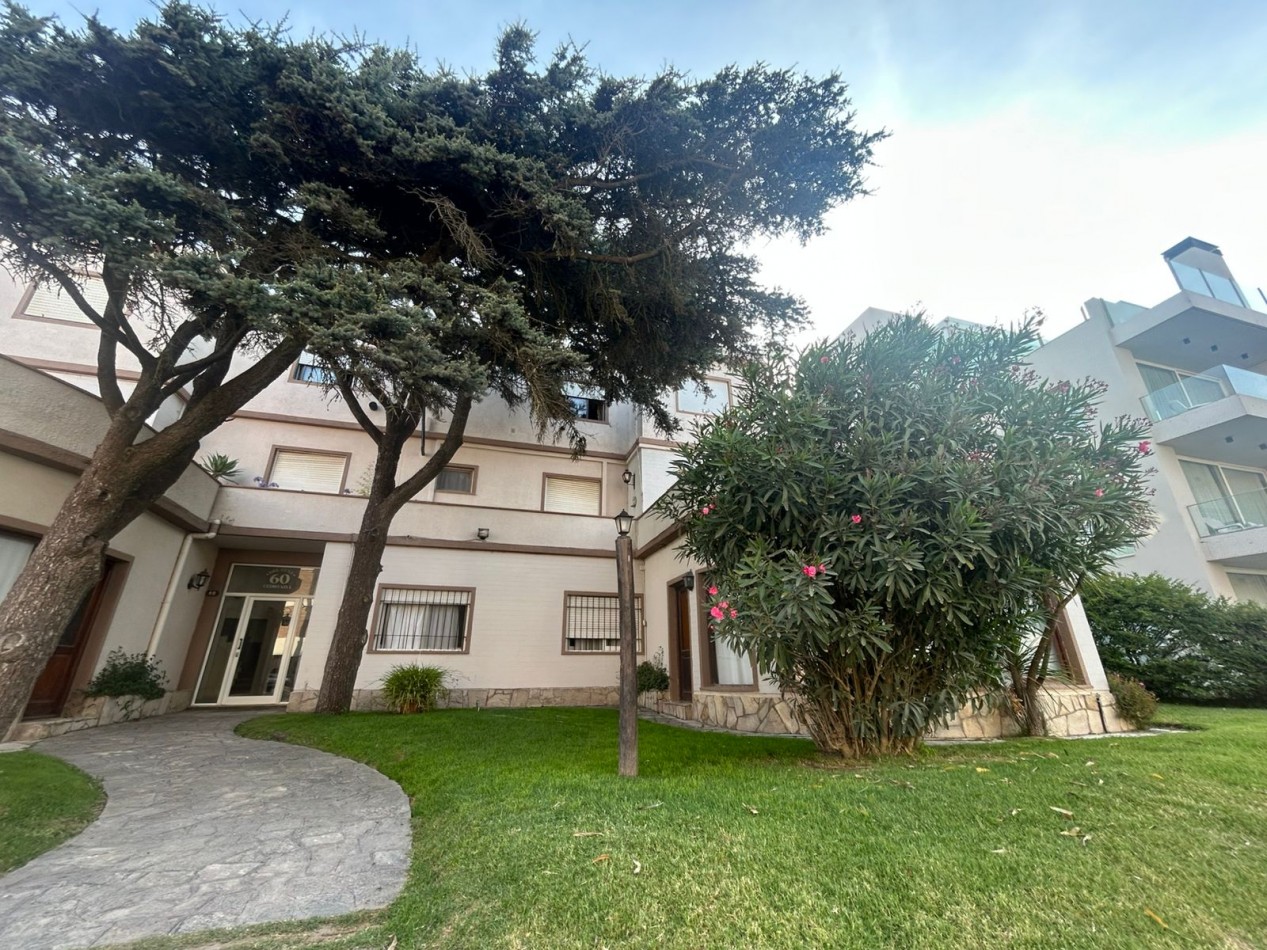 Departamento  en venta  oportunidad pinamar a metros de la playa !
