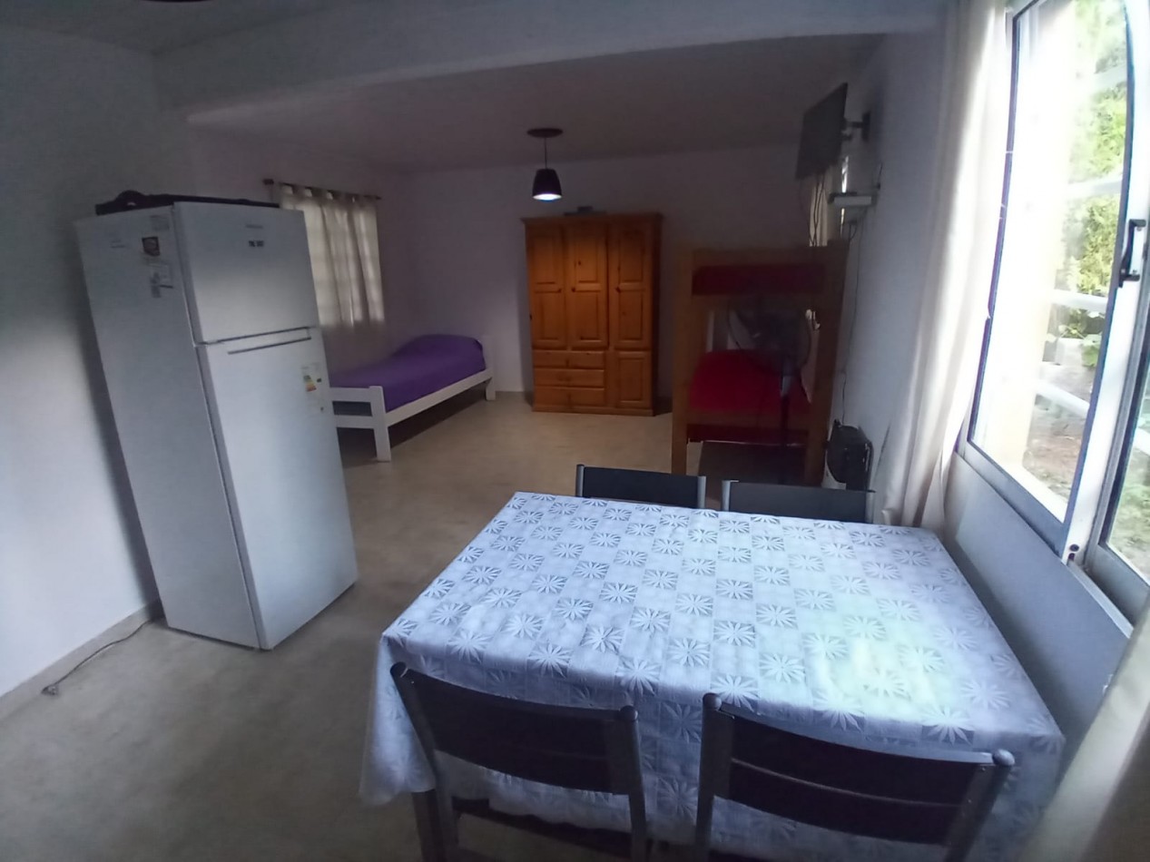 Se vende casa en Valeria del Mar con dos departamentos para renta
