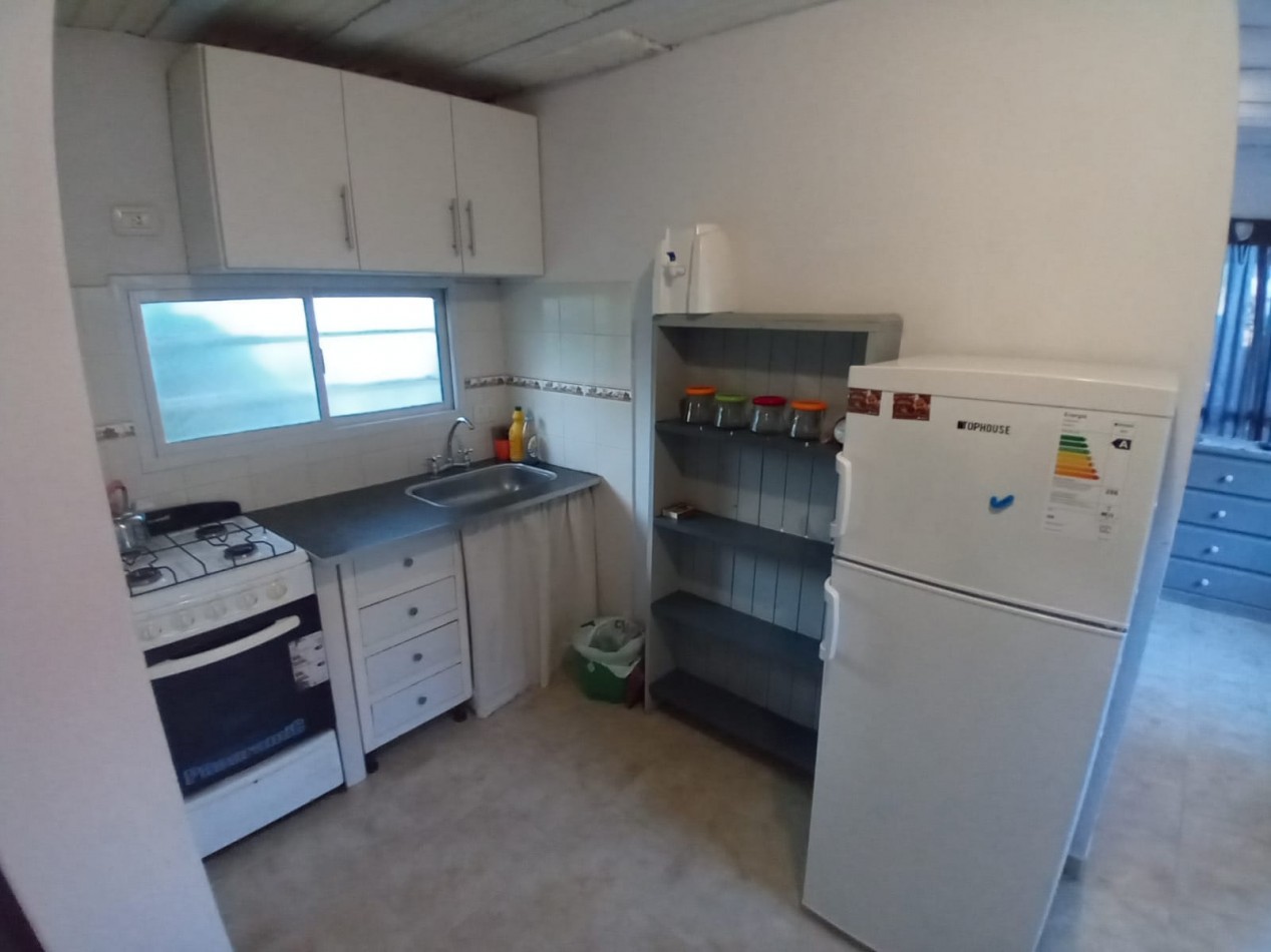Se vende casa en Valeria del Mar con dos departamentos para renta