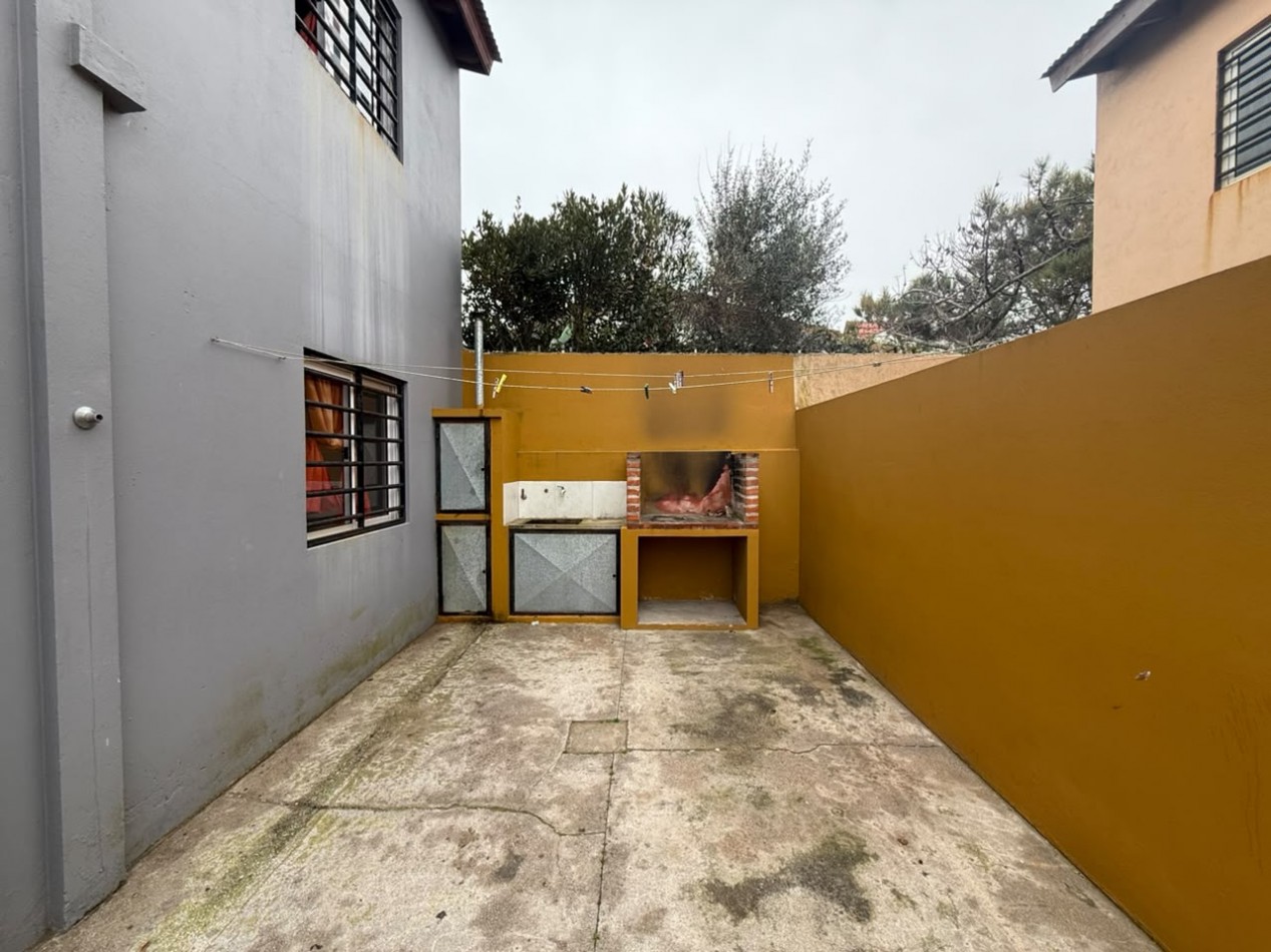 Complejo de 3 departamentos de 3 ambientes a 100 mts del mar - Mar del Tuyu