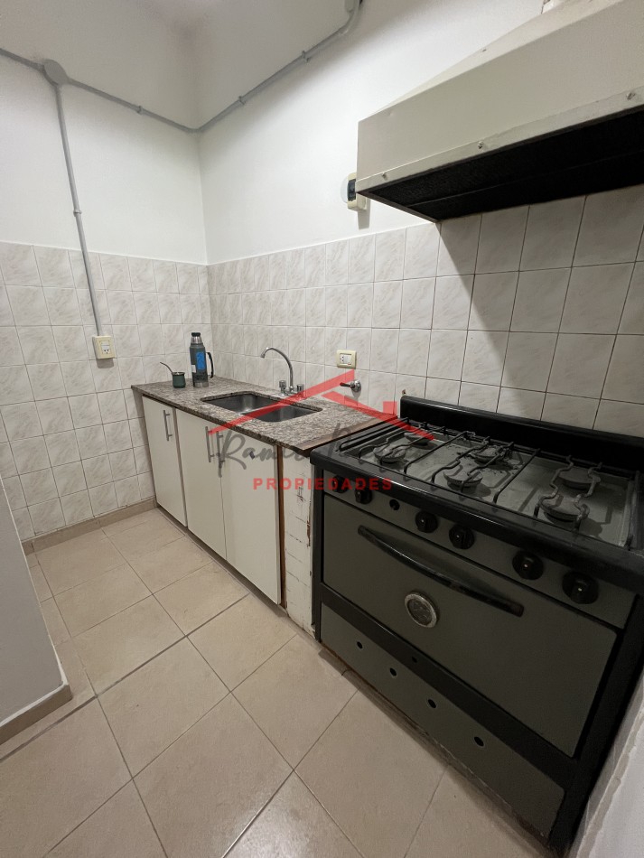 Local con departamento en venta en Villa Gesell