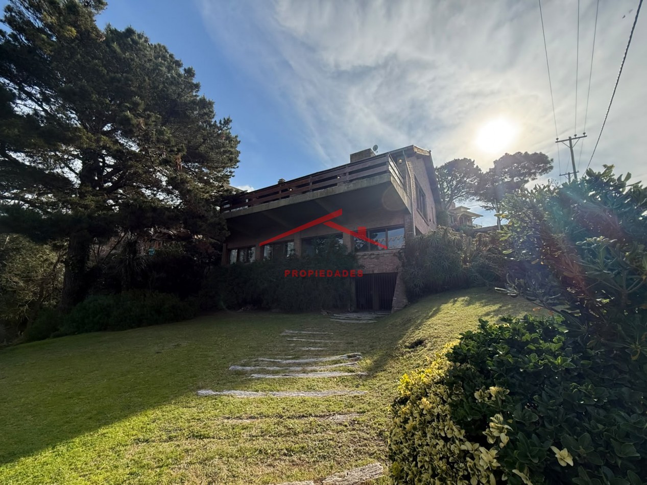 Casa en Pinamar norte - zona iglesia