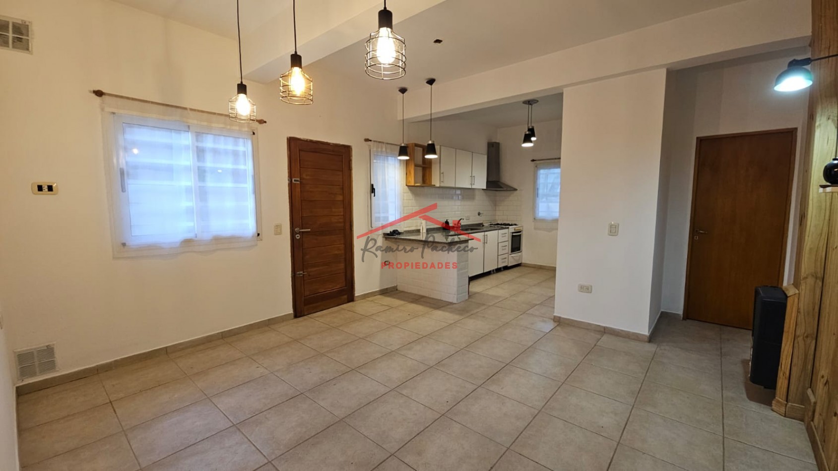 Alquiler casa de 5 ambientes en Pinamar