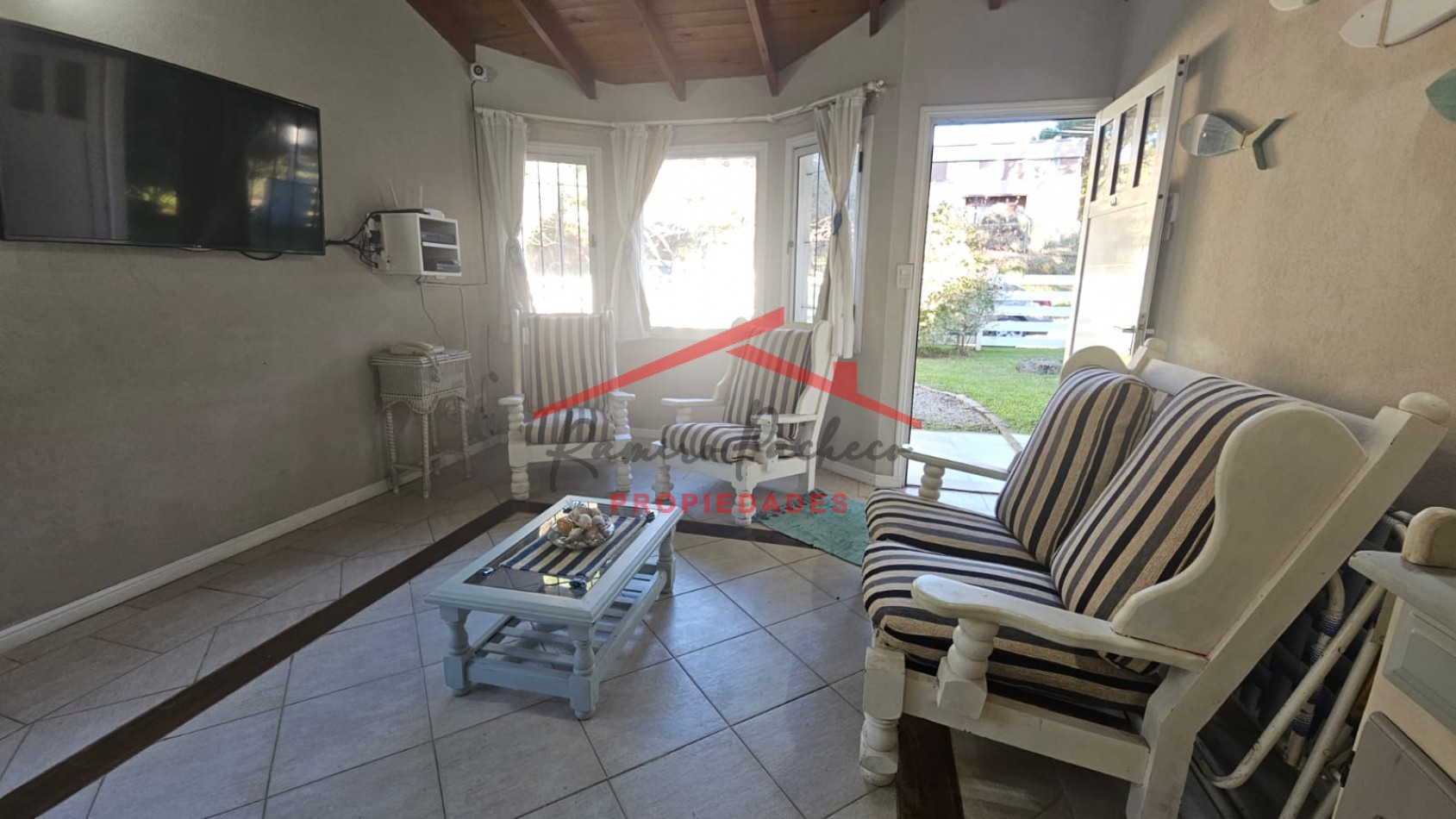 Se vende hermosa casa tres ambientes valeria del mar !
