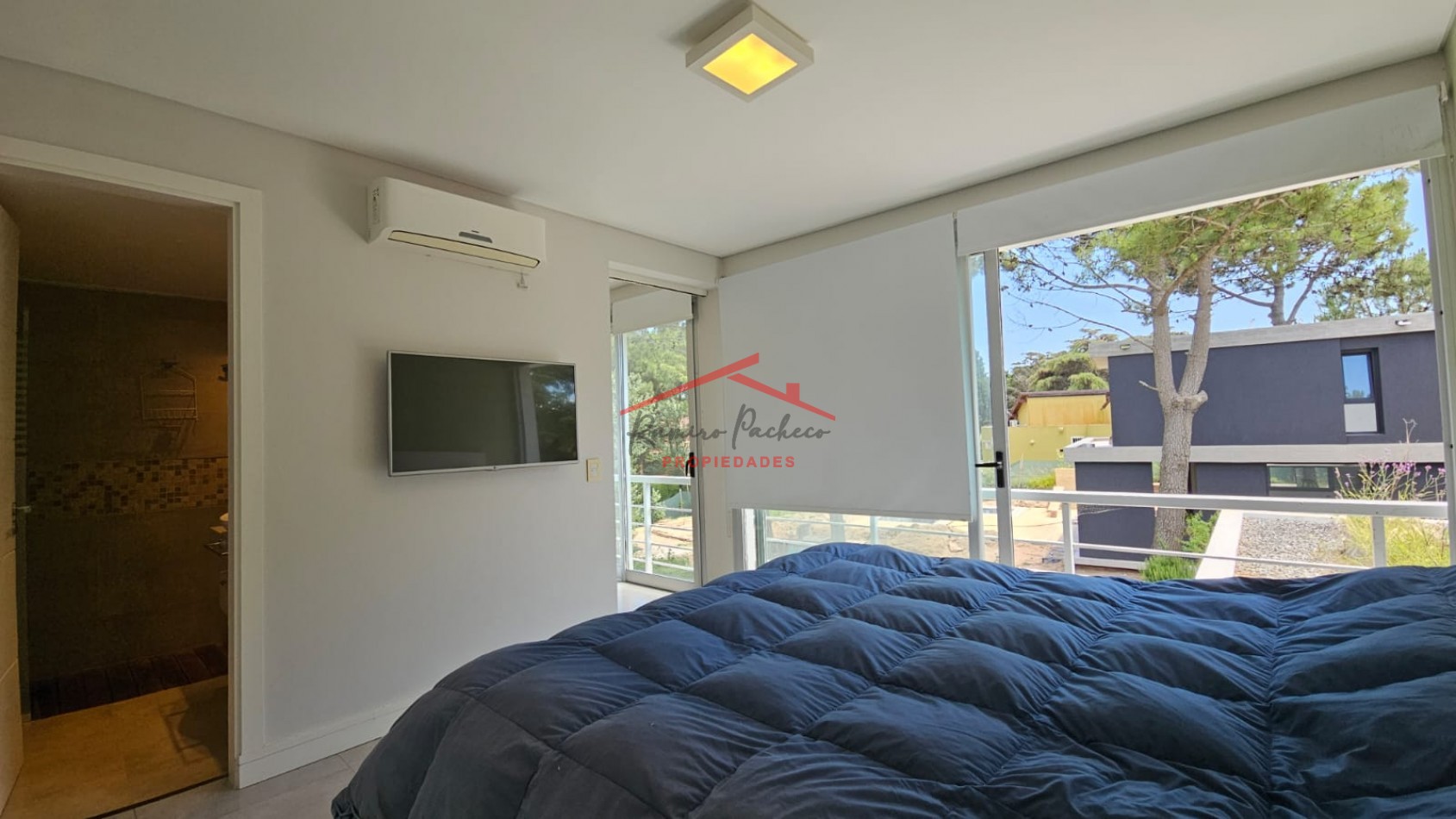 Casa en venta en Carilo 