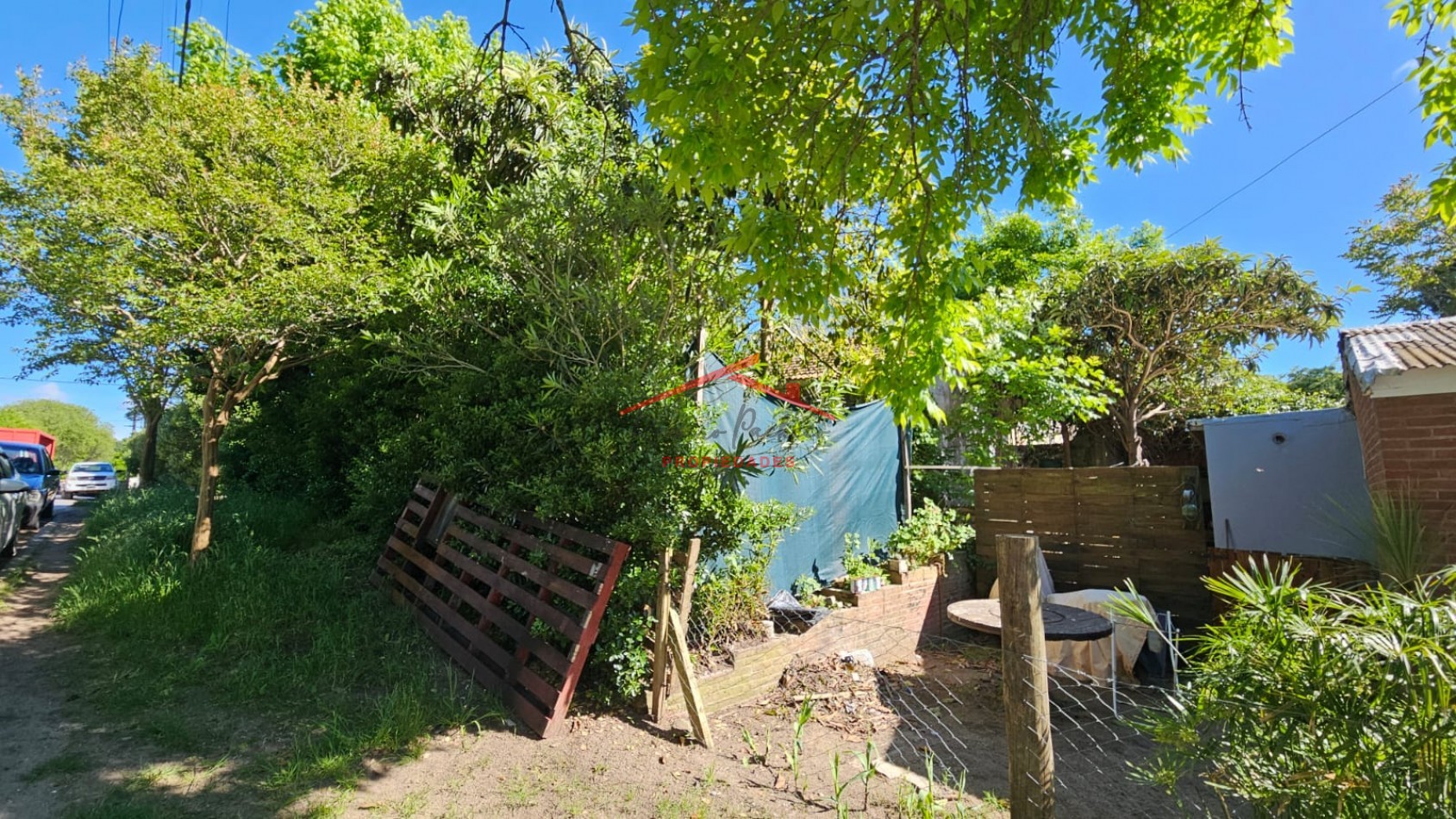 Lote multifamiliar en Pinamar zona industrial en venta