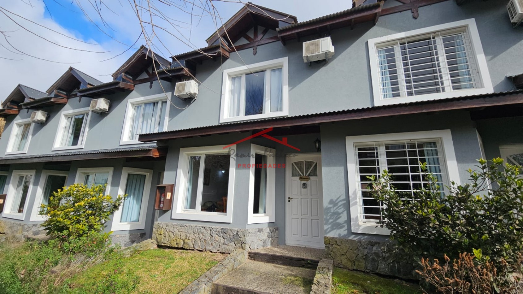 Se vende Departamento de tres ambientes Valeria del mar a metros de la playa