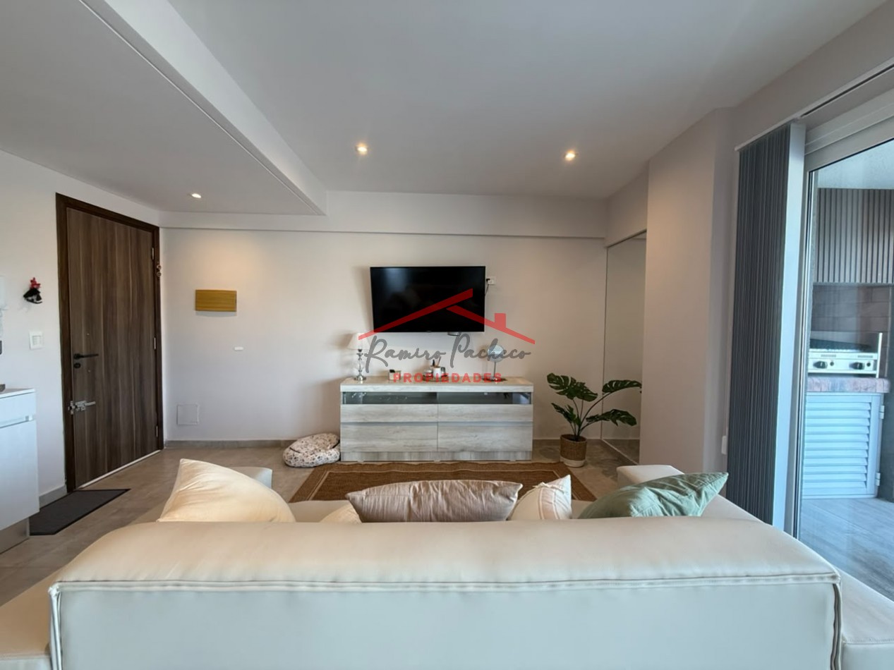 Departamento unico en Pinamar con vista al mar