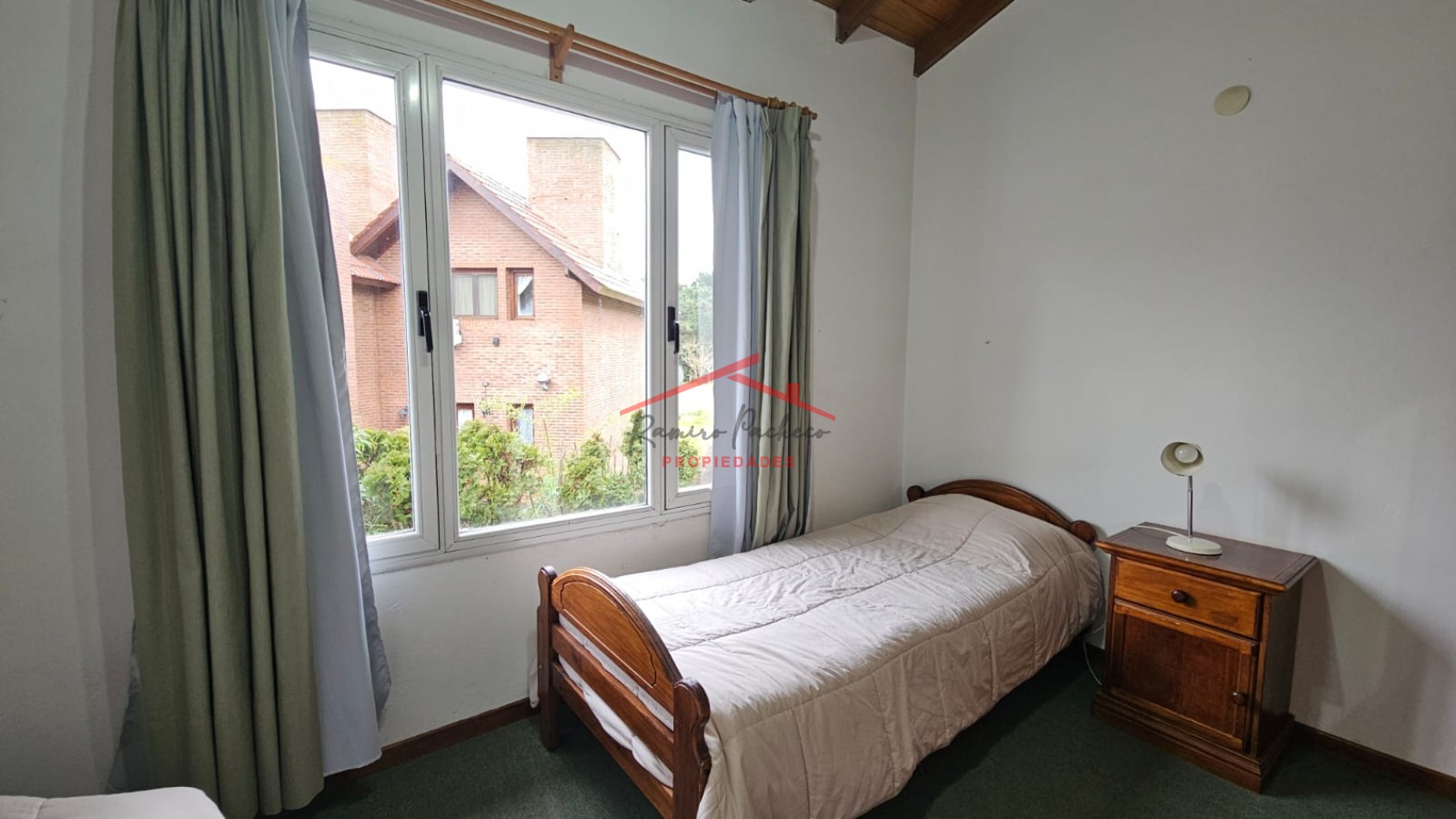 Se vende Departamento de tres ambientes Valeria del mar a metros de la playa