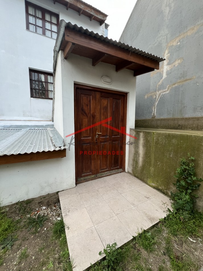 Local con departamento en venta en Villa Gesell