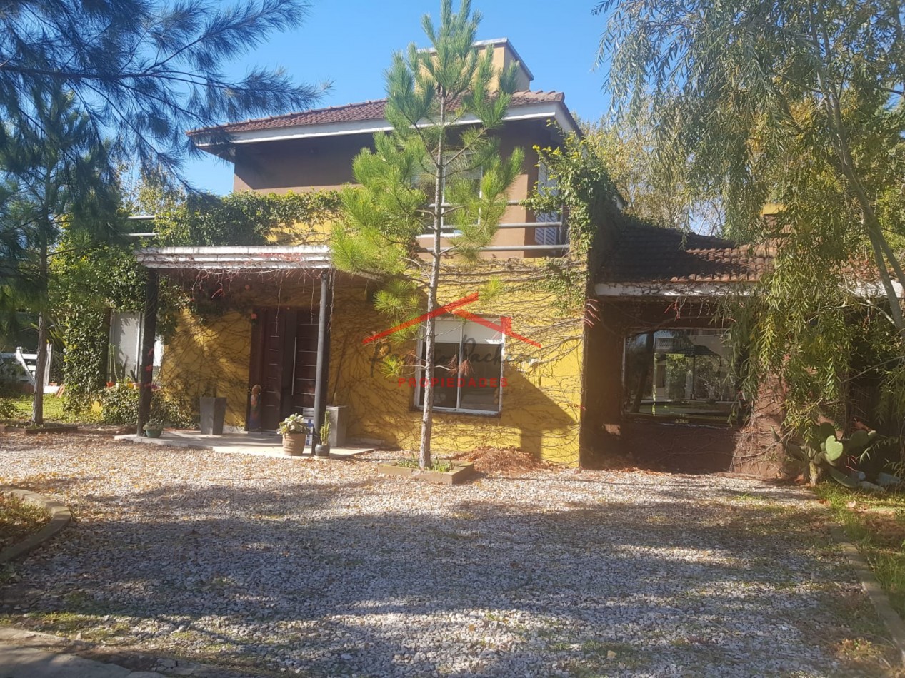 Casa en venta en barrio cerrado Canning