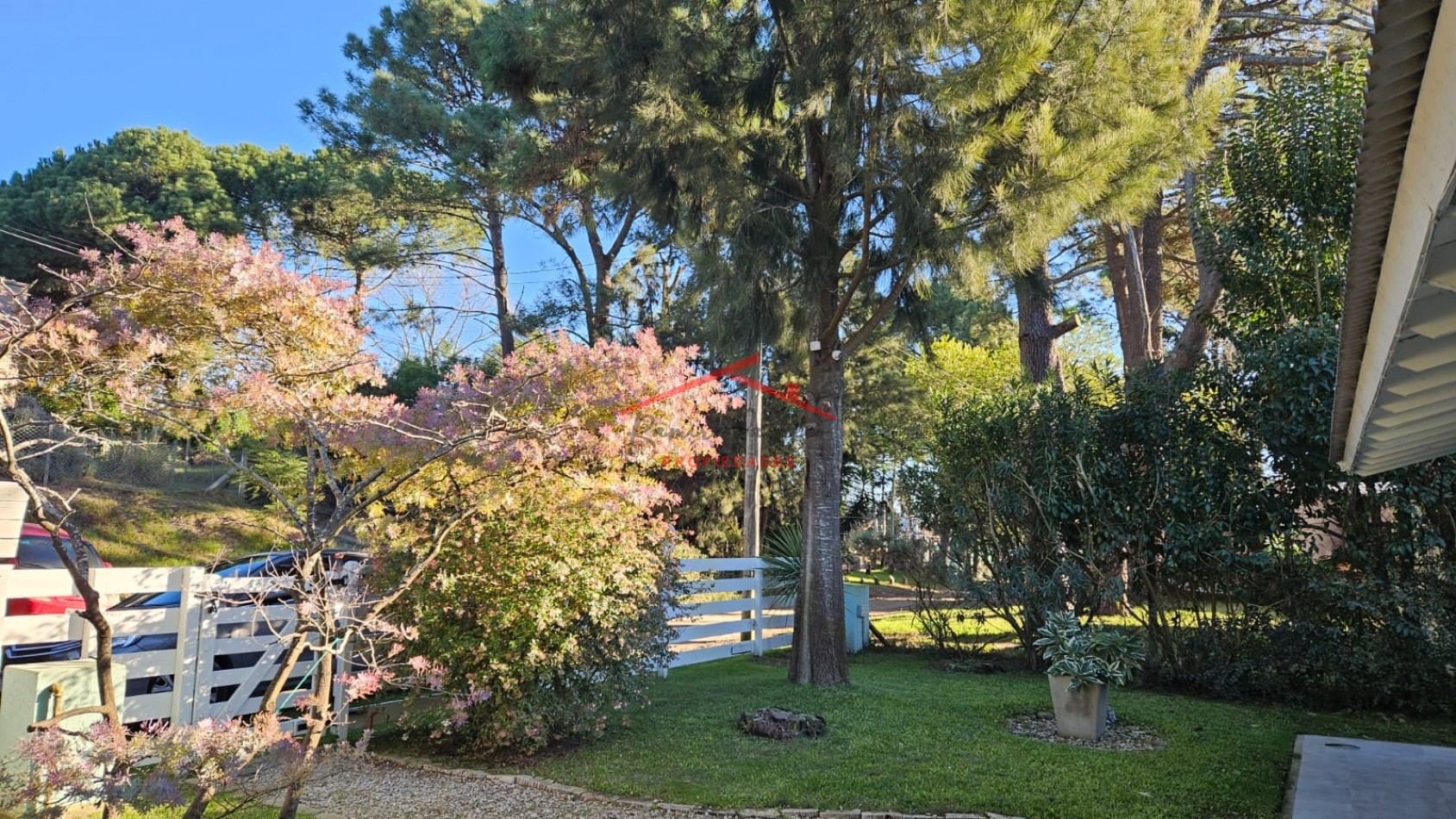 Casa tres ambientes valeria del mar