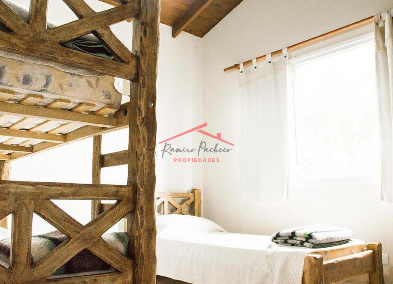 Complejo en venta en Valeria del Mar