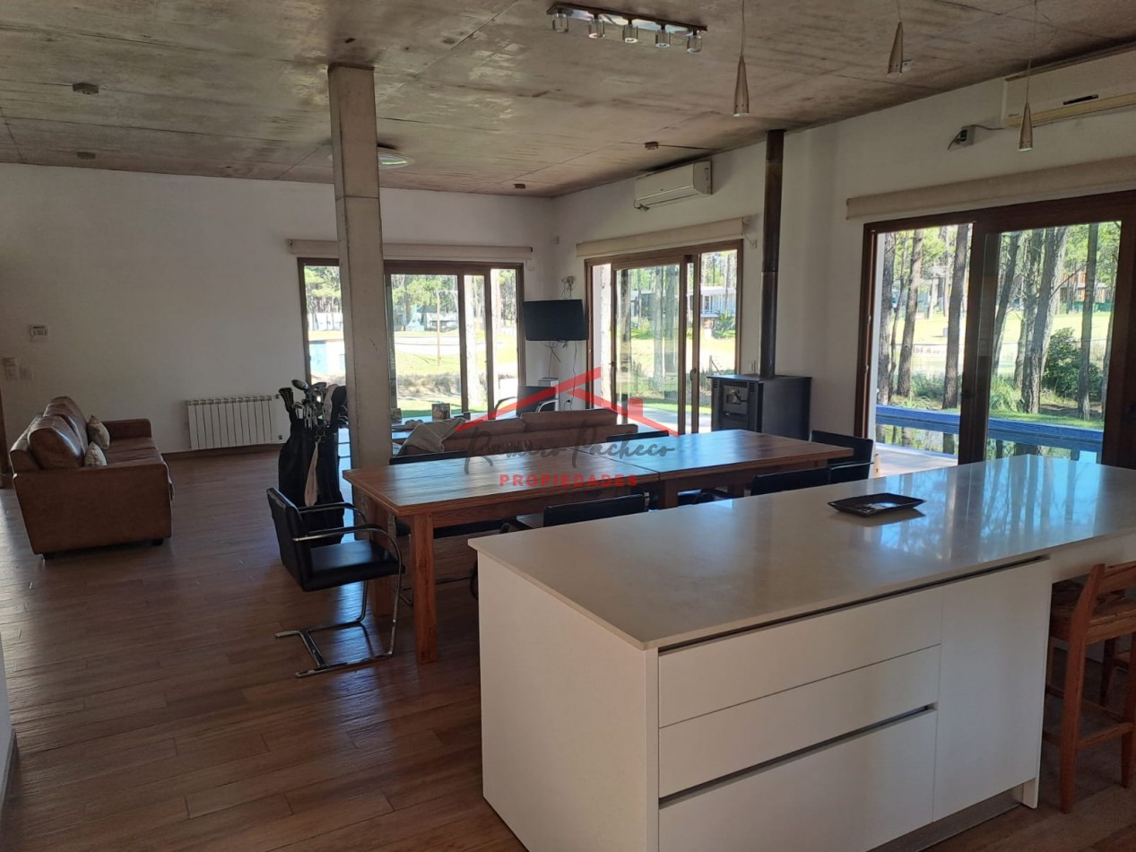 Casa en Pinamar Norte Zona golf