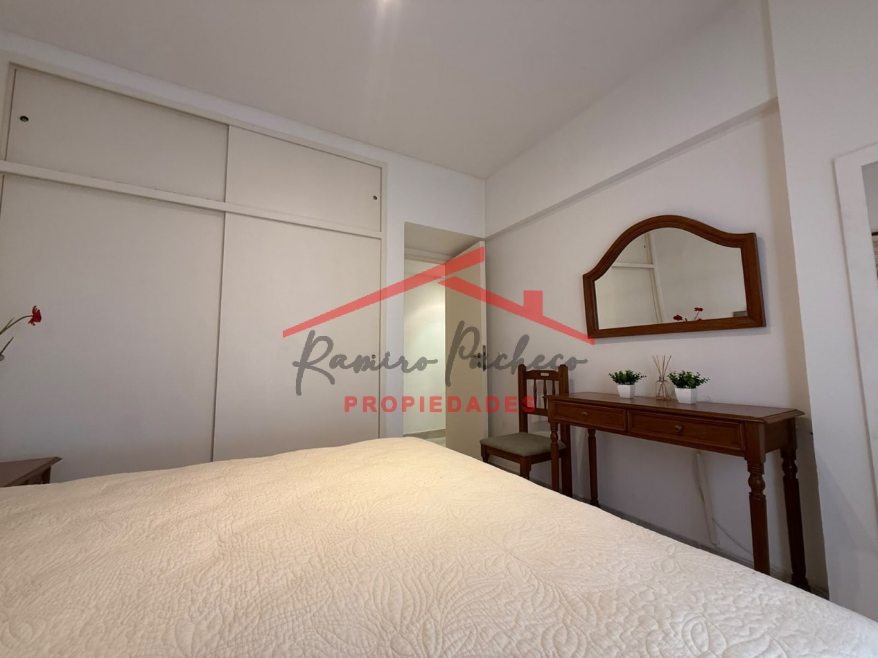 Se vende departamento tres ambientes en pinamar con vista al mar