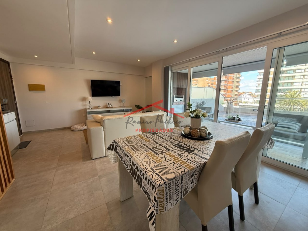 Departamento unico en Pinamar con vista al mar