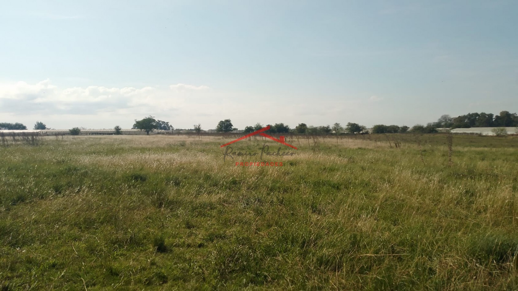 Campo en Etcheverry