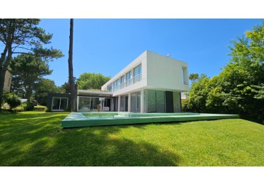 Casa en venta Carilo 