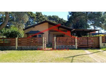 Casa en venta en Valeria del Mar 