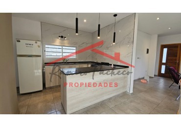 Casa en venta en Madariaga 