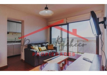 Se vende departamento de tres ambientes centro de Pinamar oportunidad